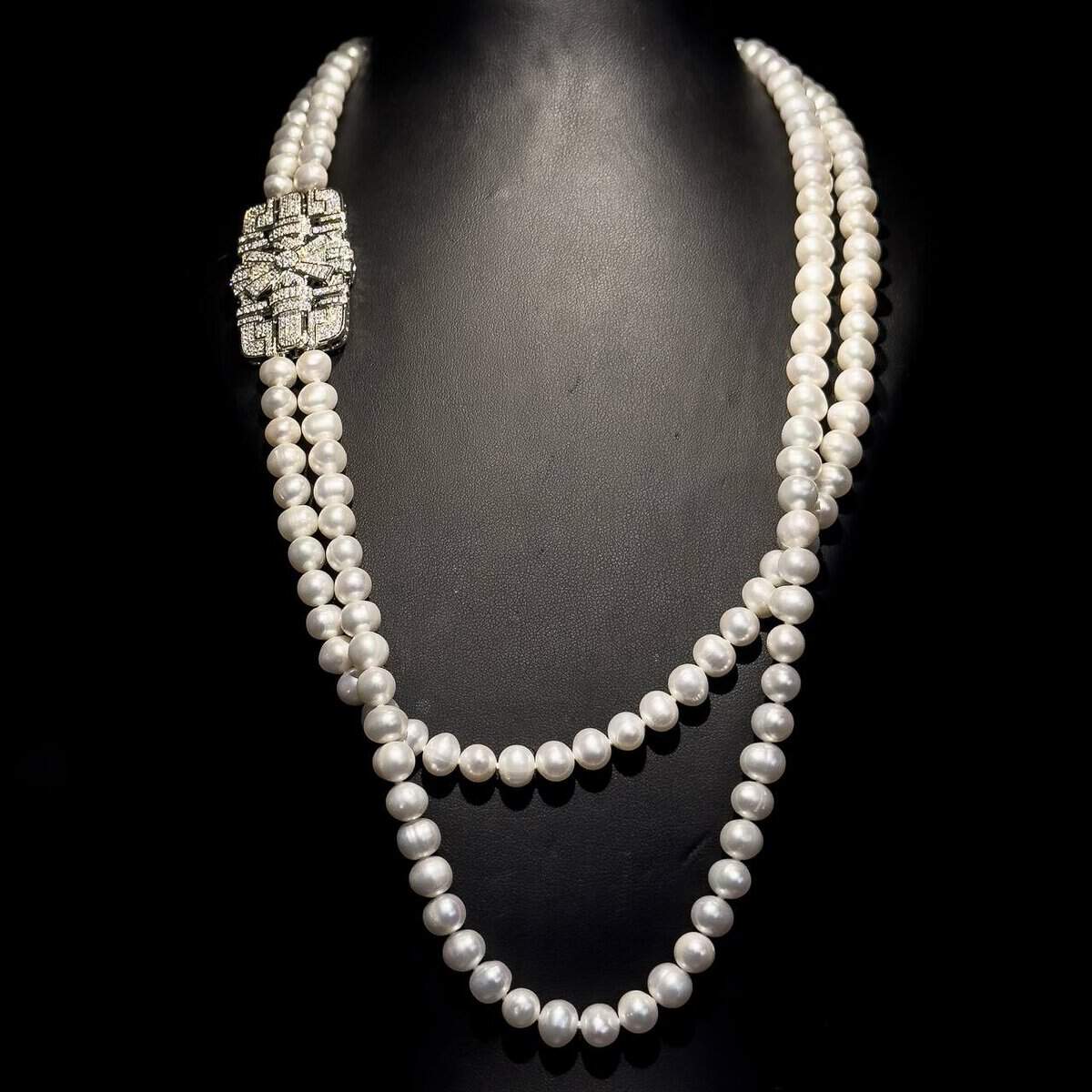 Omnia Madison Pearl Double-Layer Necklace and Bracelet Set with Intricate Diamond-Embedded Clasp in 92.5 Silver and High-Quality Simulated Diamonds - OMNIASTORES UAE