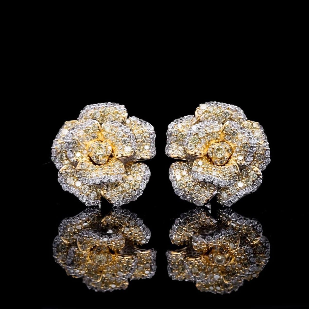 Omnia Golden Rose Stud Earrings with High-Quality Simulated Diamonds in 92.5 Silver - OMNIASTORES UAE