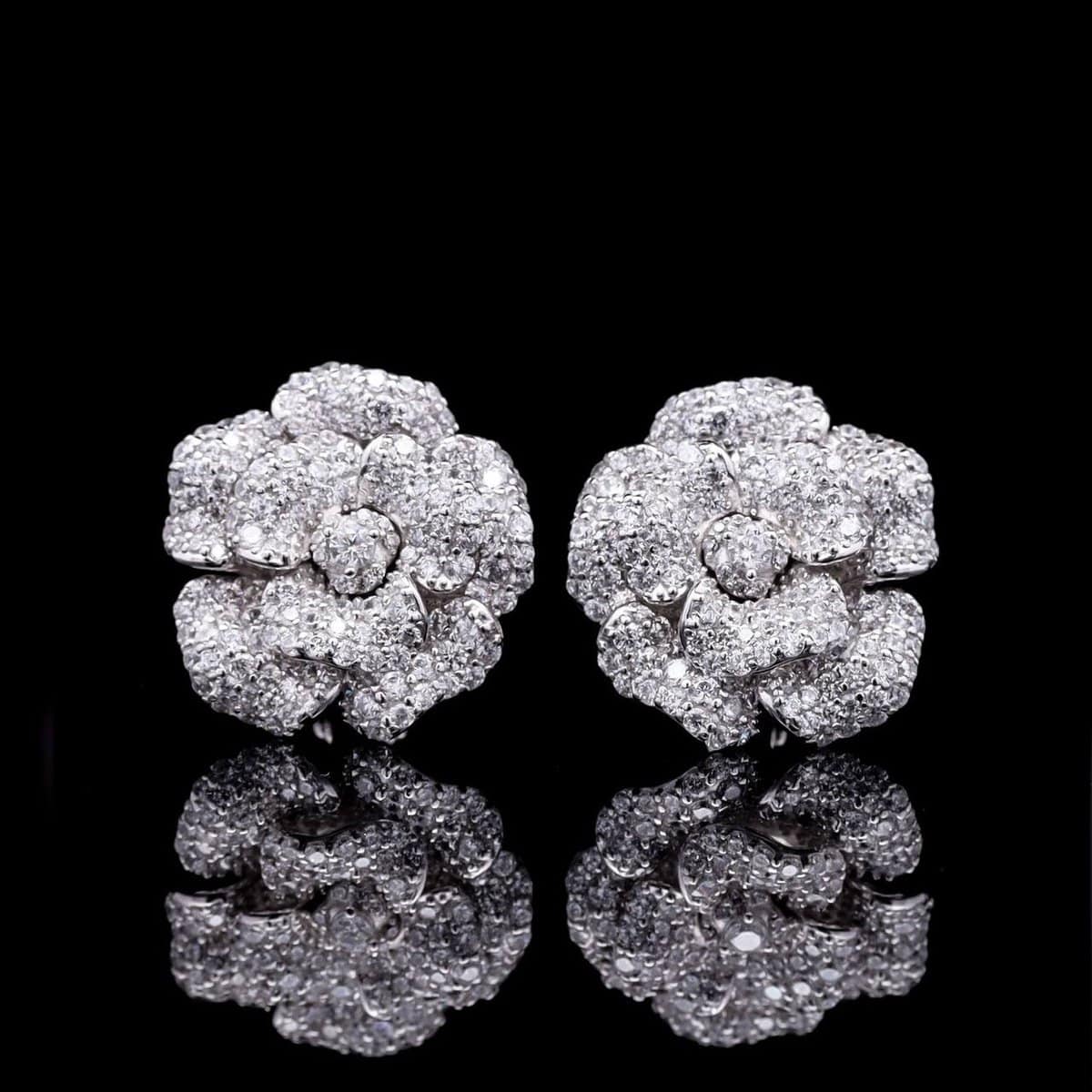 Omnia White Rose Stud Earrings with High-Quality Simulated Diamonds in 92.5 Silver - OMNIASTORES UAE