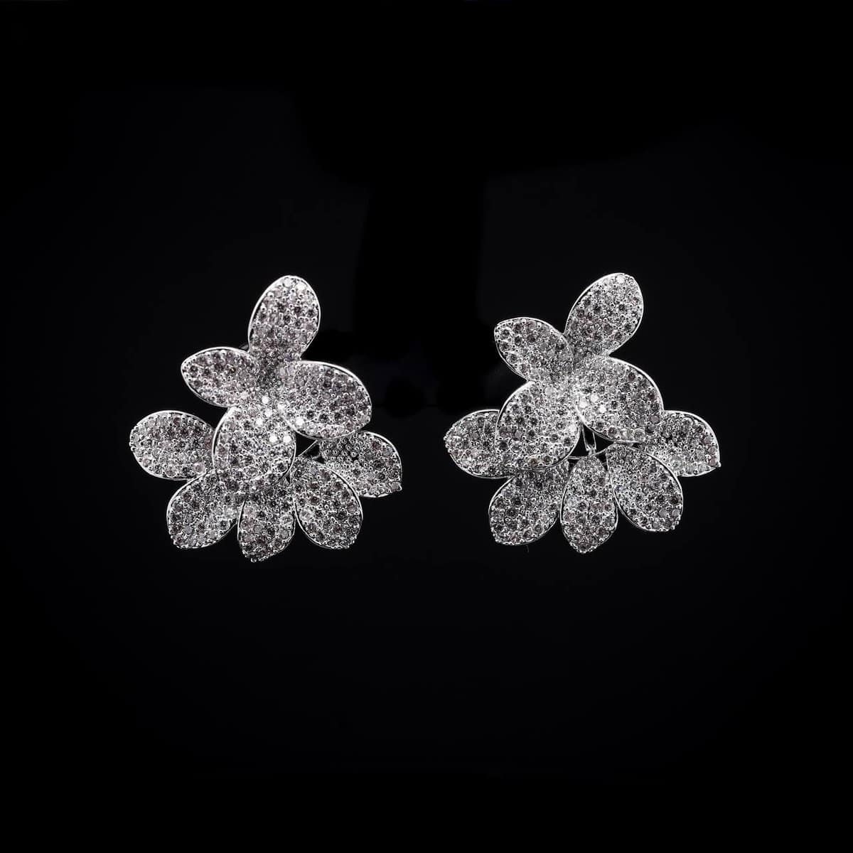 Omnia White Blossom Earrings with High-Quality Zircon Stones in Rhodium Plated - OMNIASTORES UAE