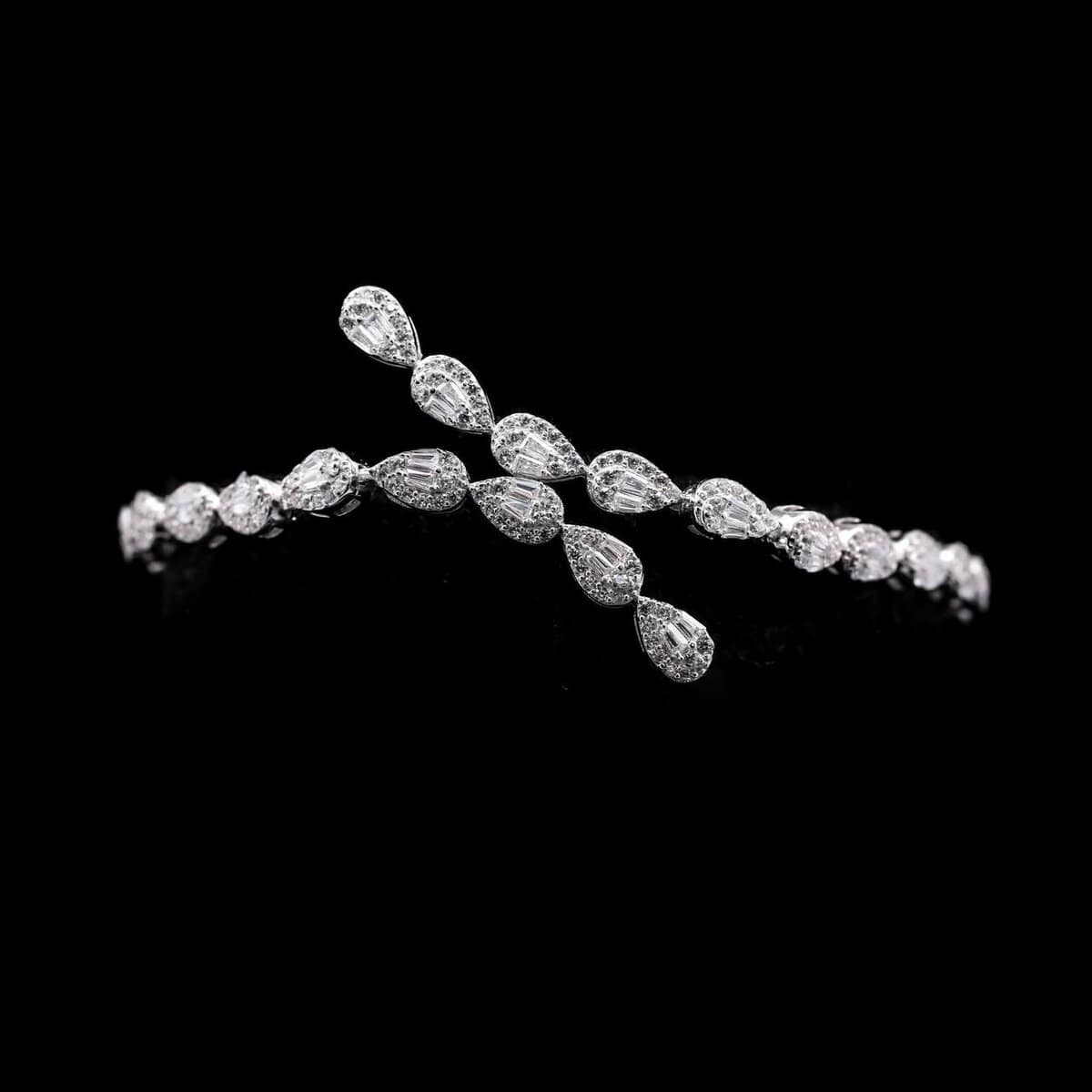 Misty White Bridal Full Set – Premium Rhodium Plated with High-Quality Zircon Stones - OMNIASTORES KSA