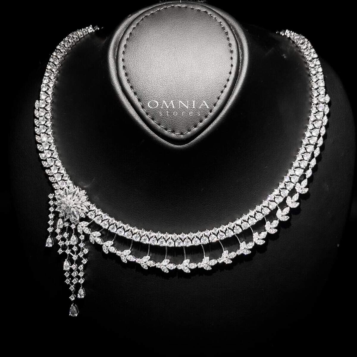 Omnia Royal Radiance Bridal Set - OMNIASTORES UAE