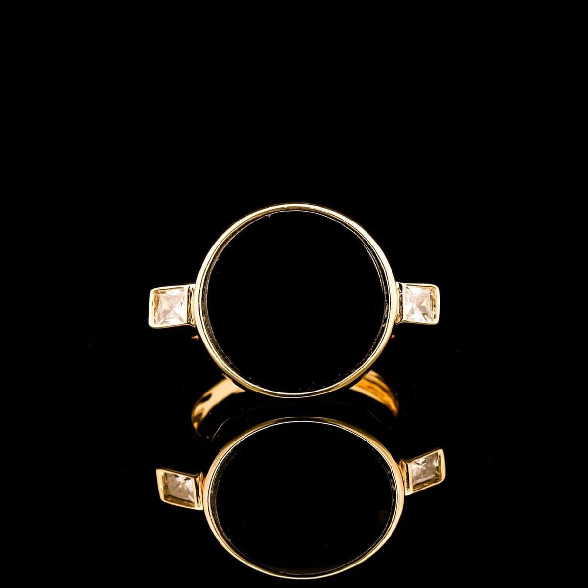 Omnia Fatima Ring In Black Agate Stone in High Quality Zircon Stone in Rhodium Plated - OMNIASTORES UAE