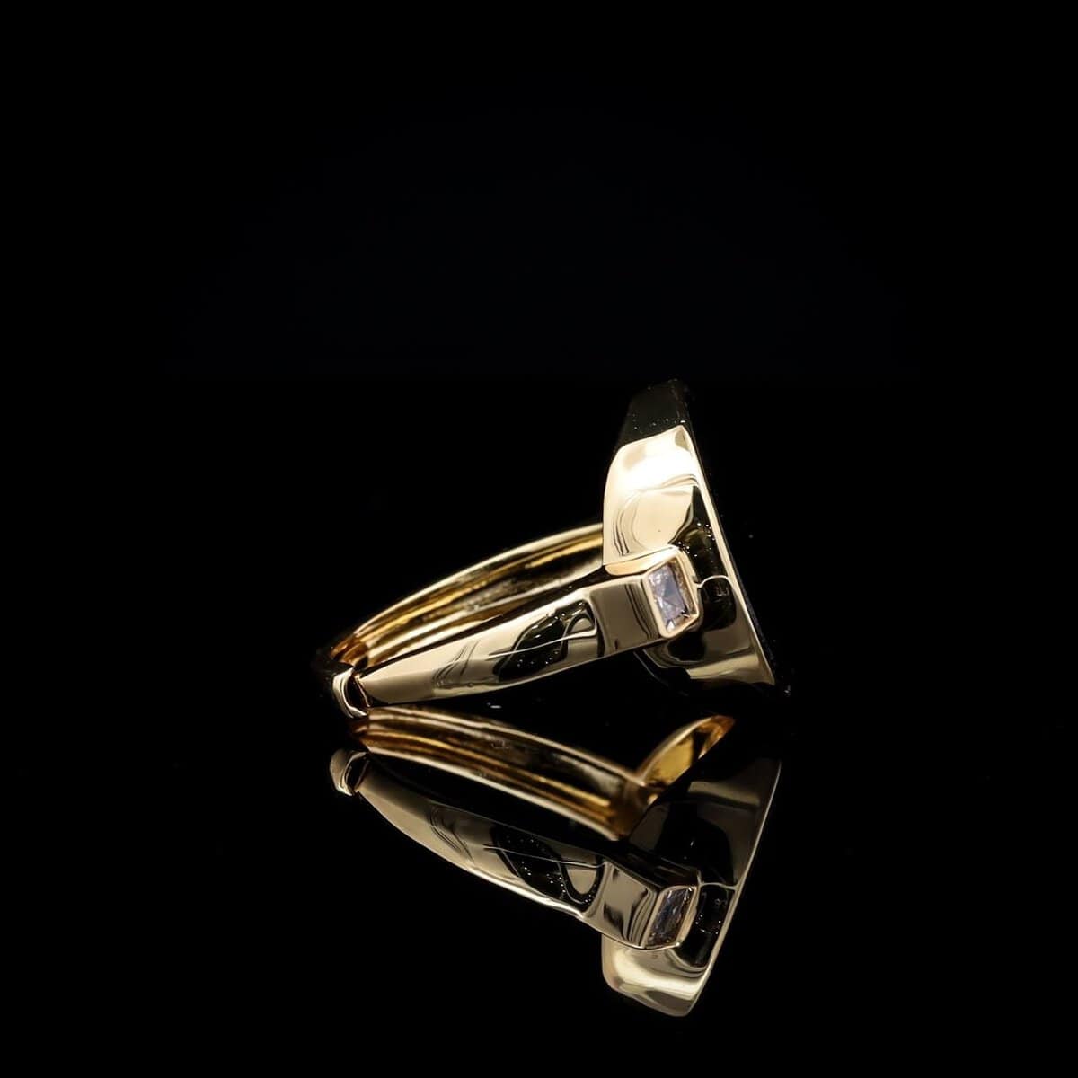 Omnia Fatima Ring In Black Agate Stone in High Quality Zircon Stone in Rhodium Plated - OMNIASTORES UAE
