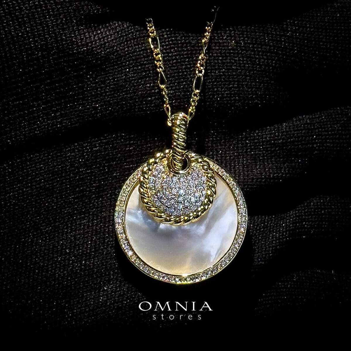 Omnia Zohair Pendant Necklace in Brass Gold Plated with Mother of Pearl - OMNIASTORES UAE