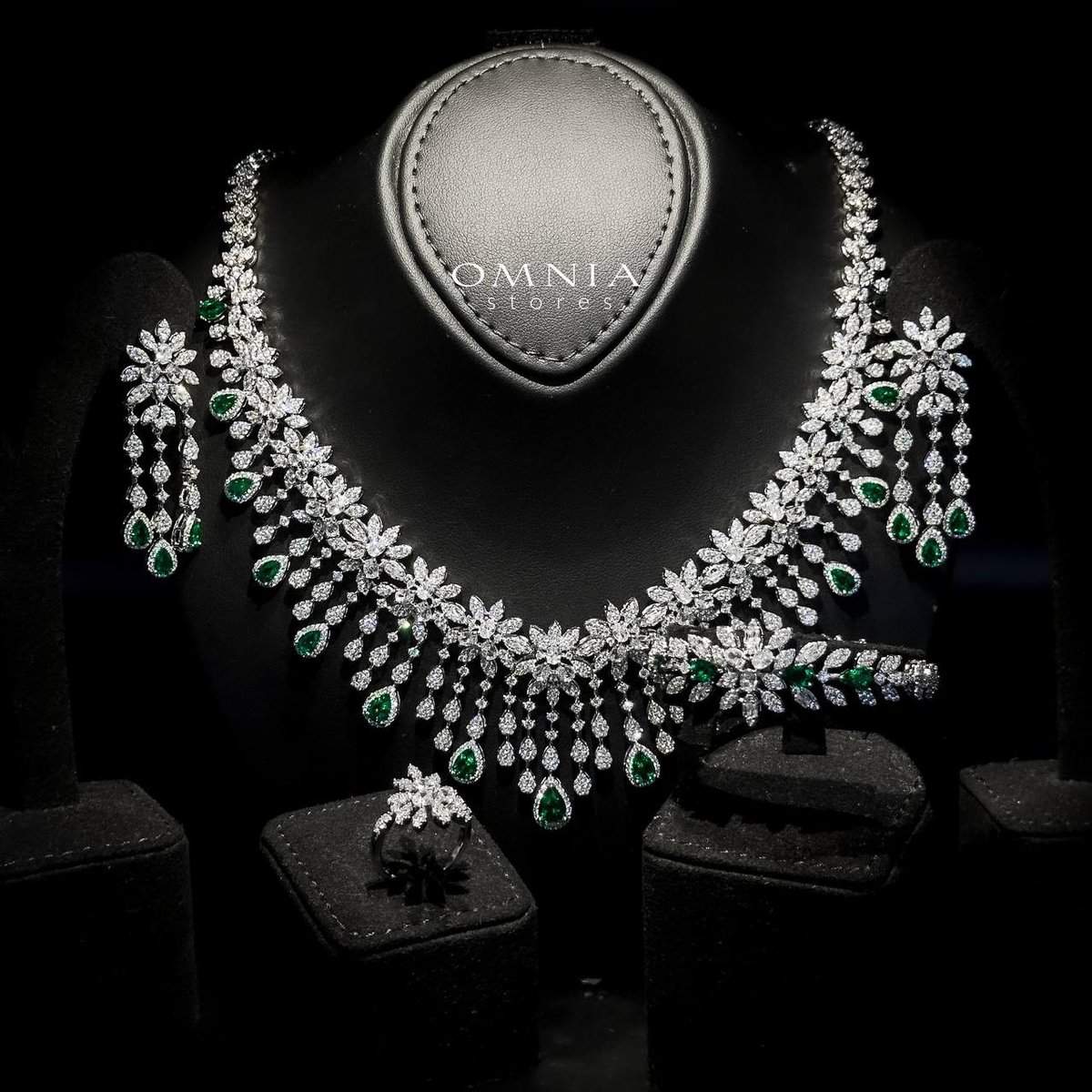 Omnia Anoud Green Luxury Bridal Choker Full Set in High Quality Rhodium Plated Zircon Stones (16cm only available in KSA) - OMNIASTORES KSA