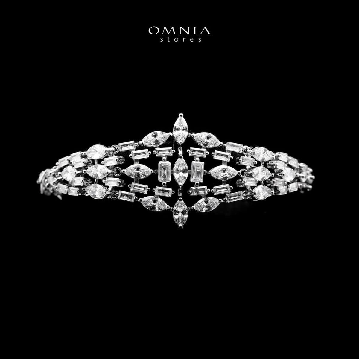 Omnia Soheila White Luxury Bridal Full Set with Emerald and Pear-Cut High-Quality Simulated Diamonds Rhodium Plated - OMNIASTORES KSA