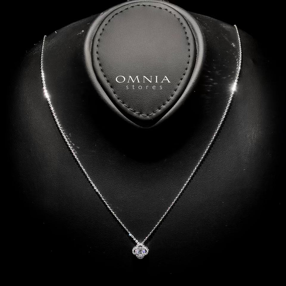Omnia Salma White Set in 92.5 Silver with High-Quality Iced Cut Stone - OMNIASTORES UAE