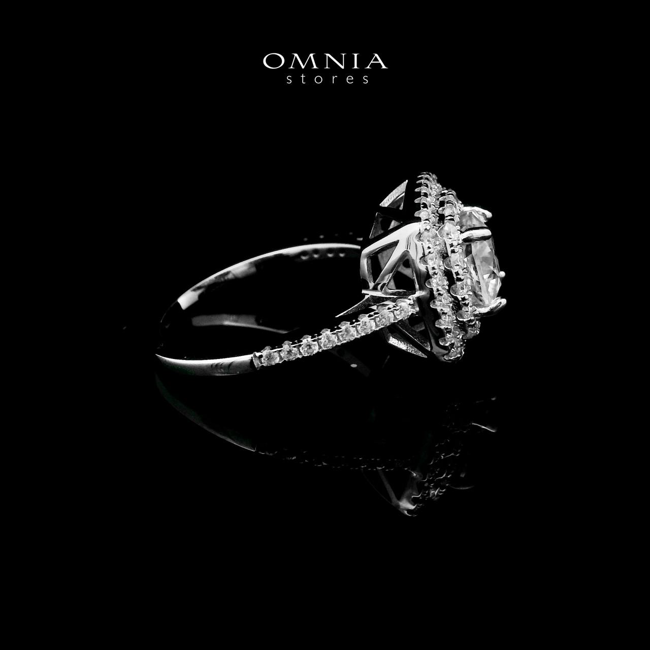 Omnia Fakhriyya White Ring 92.5 Silver Certified in High Quality Moissanite Stone