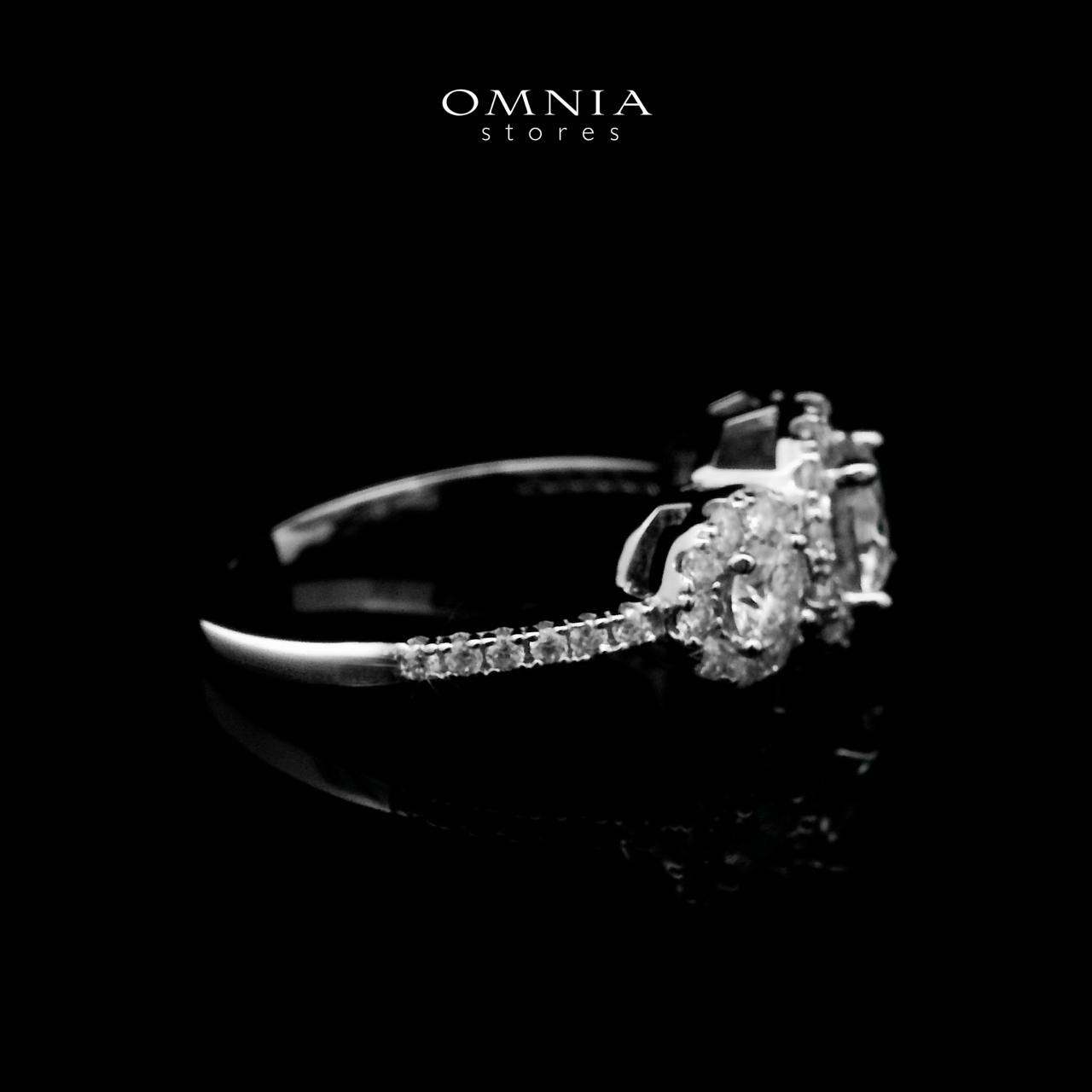 Omnia Fawzia White Ring 92.5 Silver Certified in High Quality Moissanite Stone