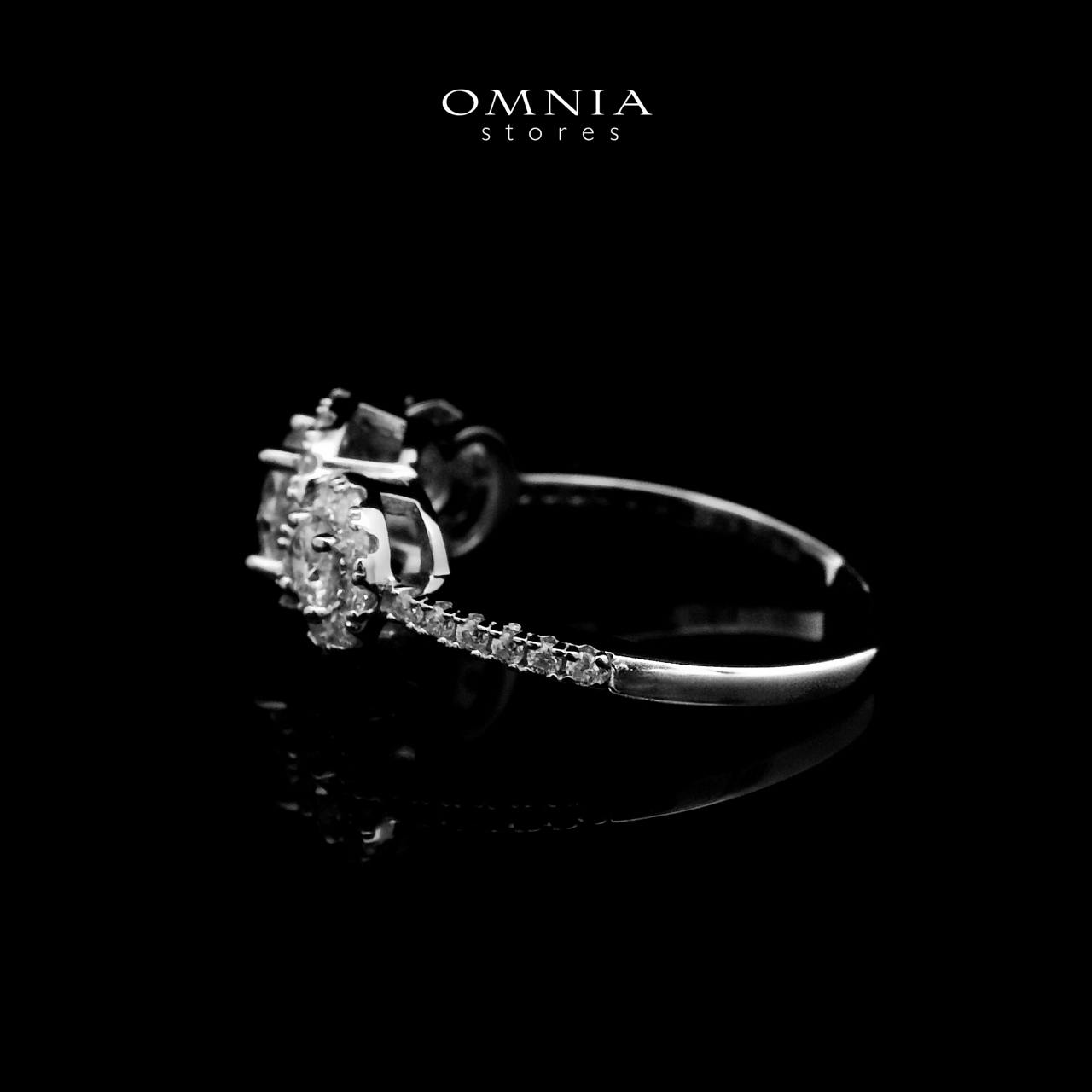 Omnia Fawzia White Ring 92.5 Silver Certified in High Quality Moissanite Stone