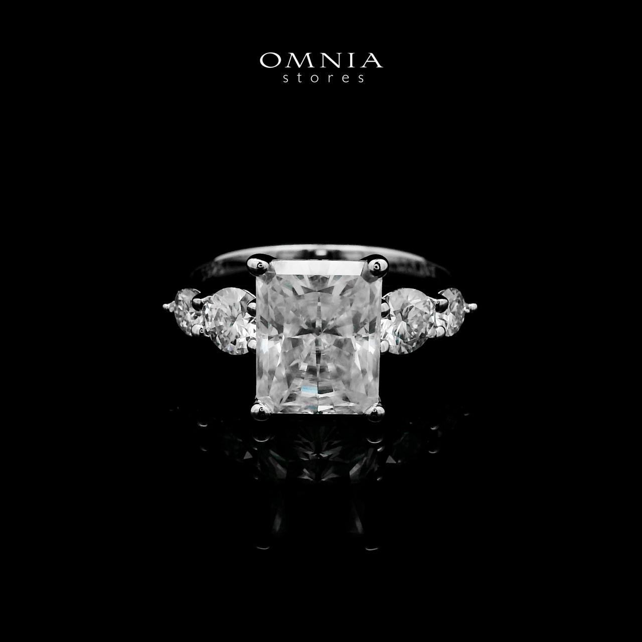 Omnia Hanifa White Ring 92.5 Silver Certified in High Quality Moissanite Stone