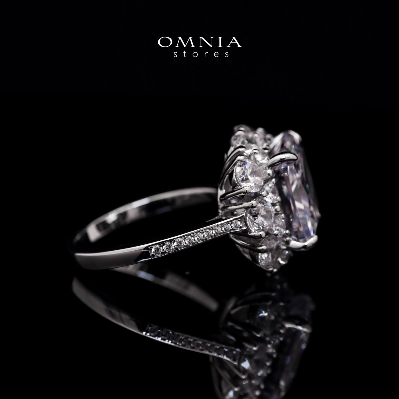 Hoor White Princess Cut Statement Ring in 925 Silver with High-Quality Simulated Diamonds