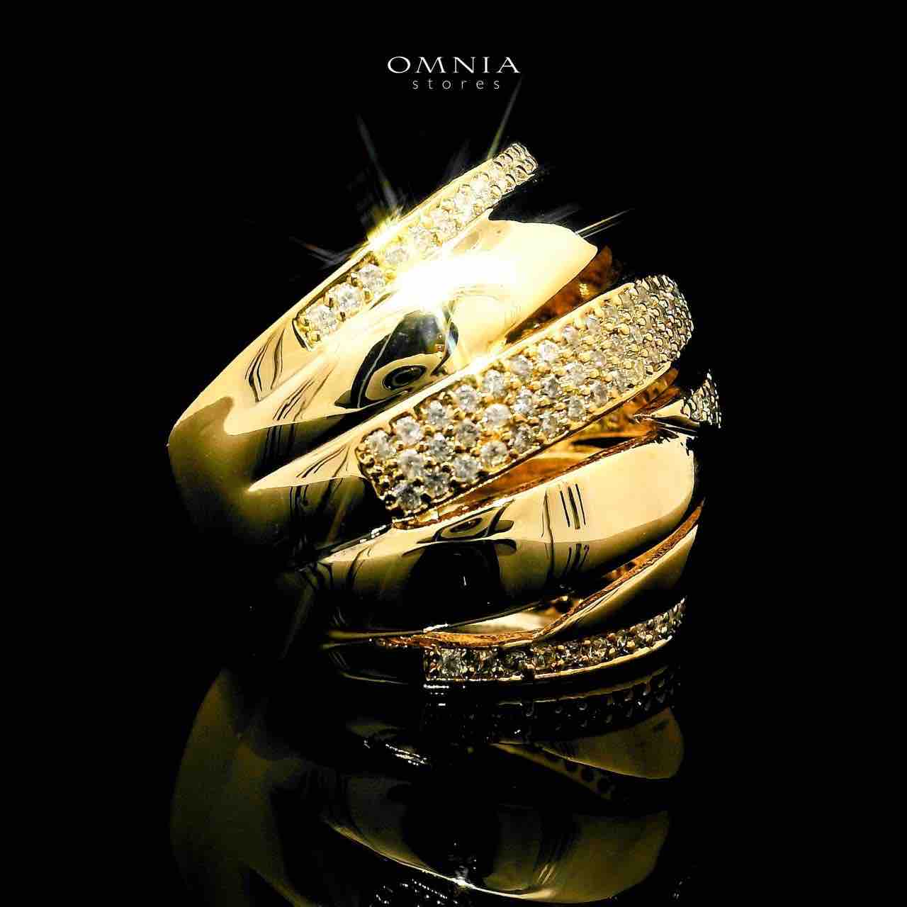 Omnia Qudra 18k Gold Plated Ring With Rhodium Plated In High Quality Zircon Stone