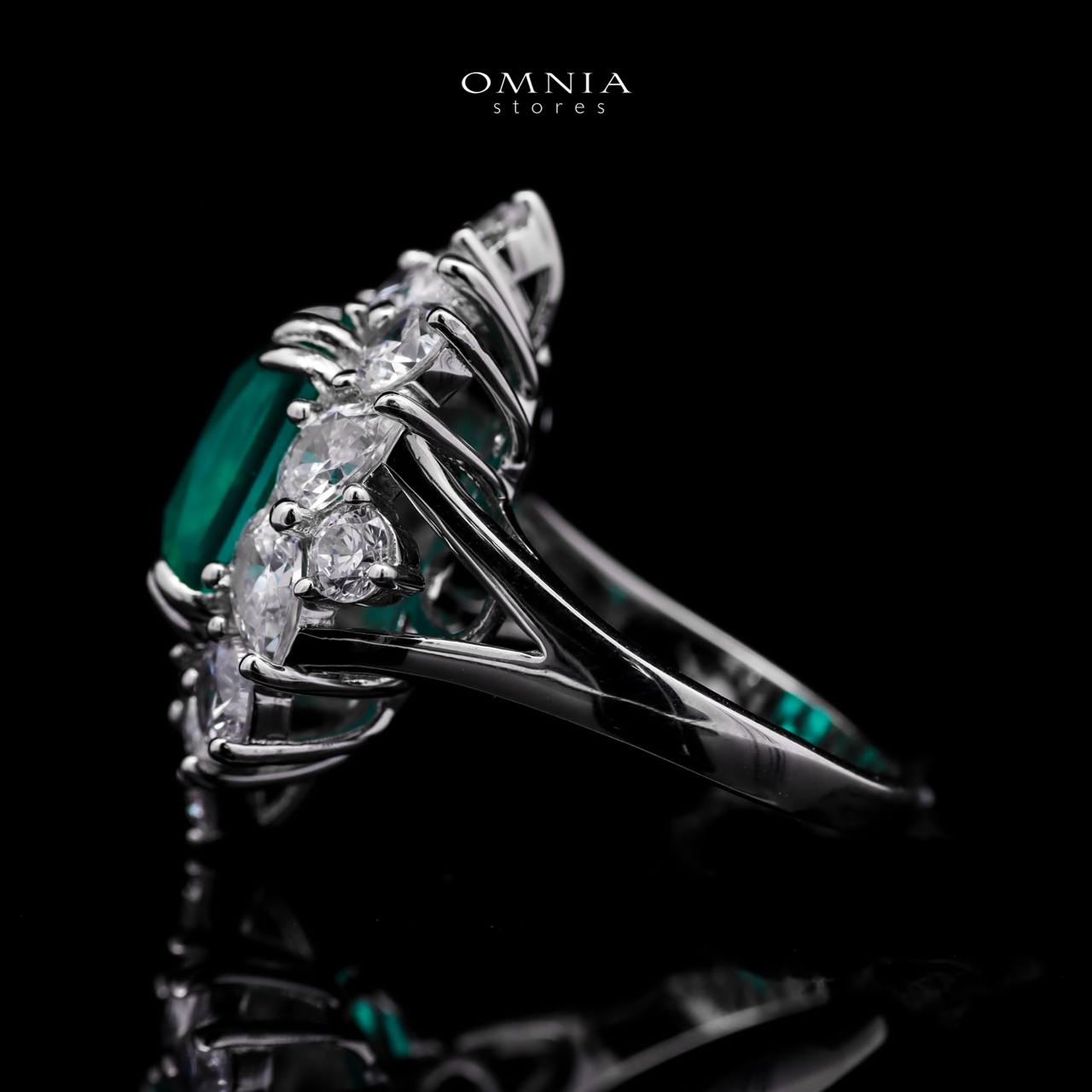 Omnia Adela Ring 925 Silver in High Quality Simulated Diamonds - OMNIASTORES UAE