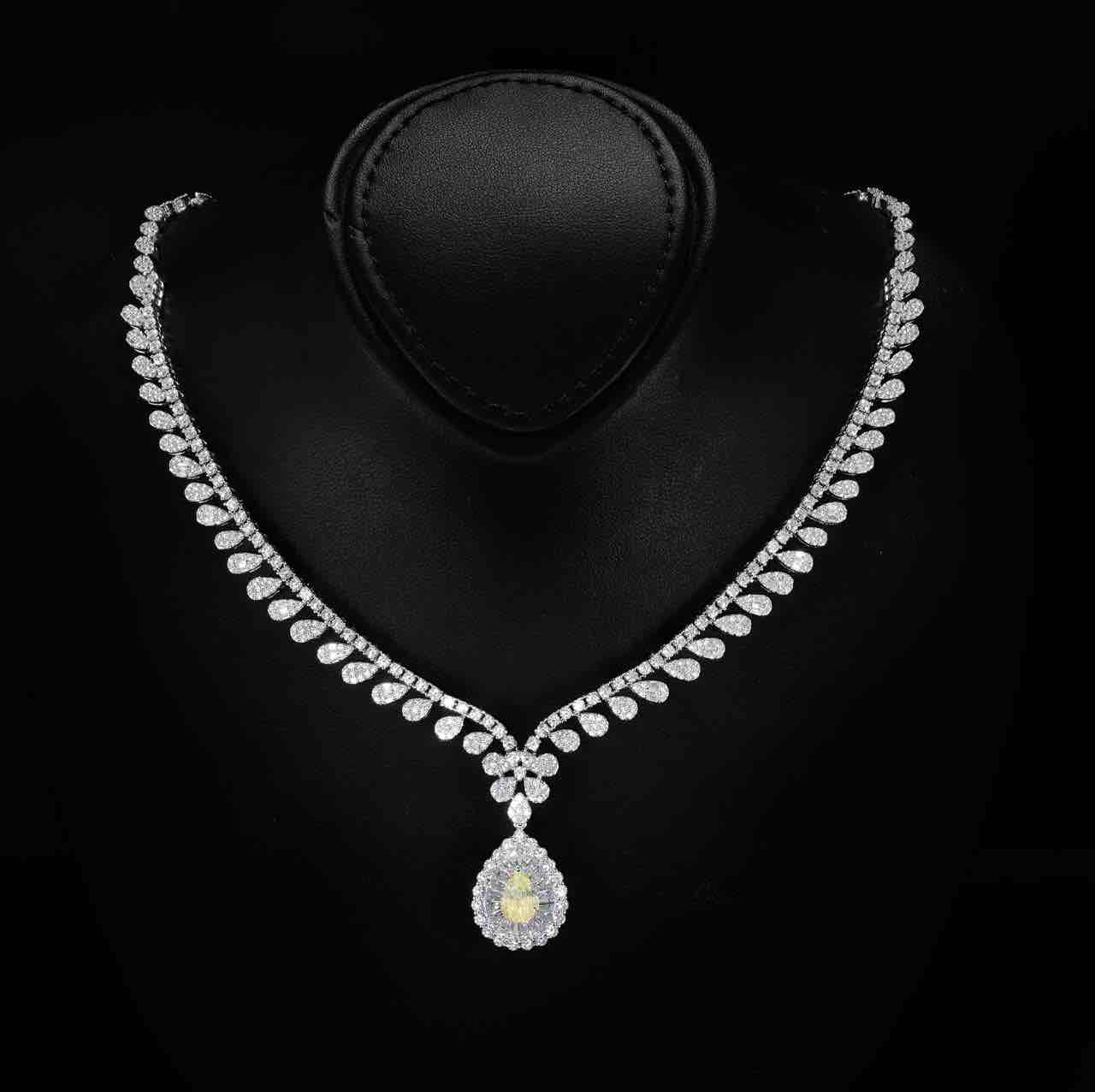 Omnia Sophia Yellow Teardrop Bridal Full Set in 925 Silver with High Quality Simulated Diamonds