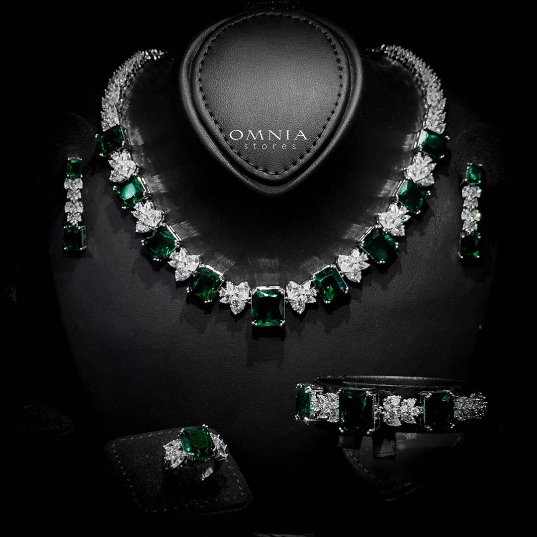 Omnia Amelia Green Bridal Full Set with Emerald and Pear-Cut High-Quality Simulated Diamonds in High-Quality Rhodium Plating - OMNIASTORES KSA