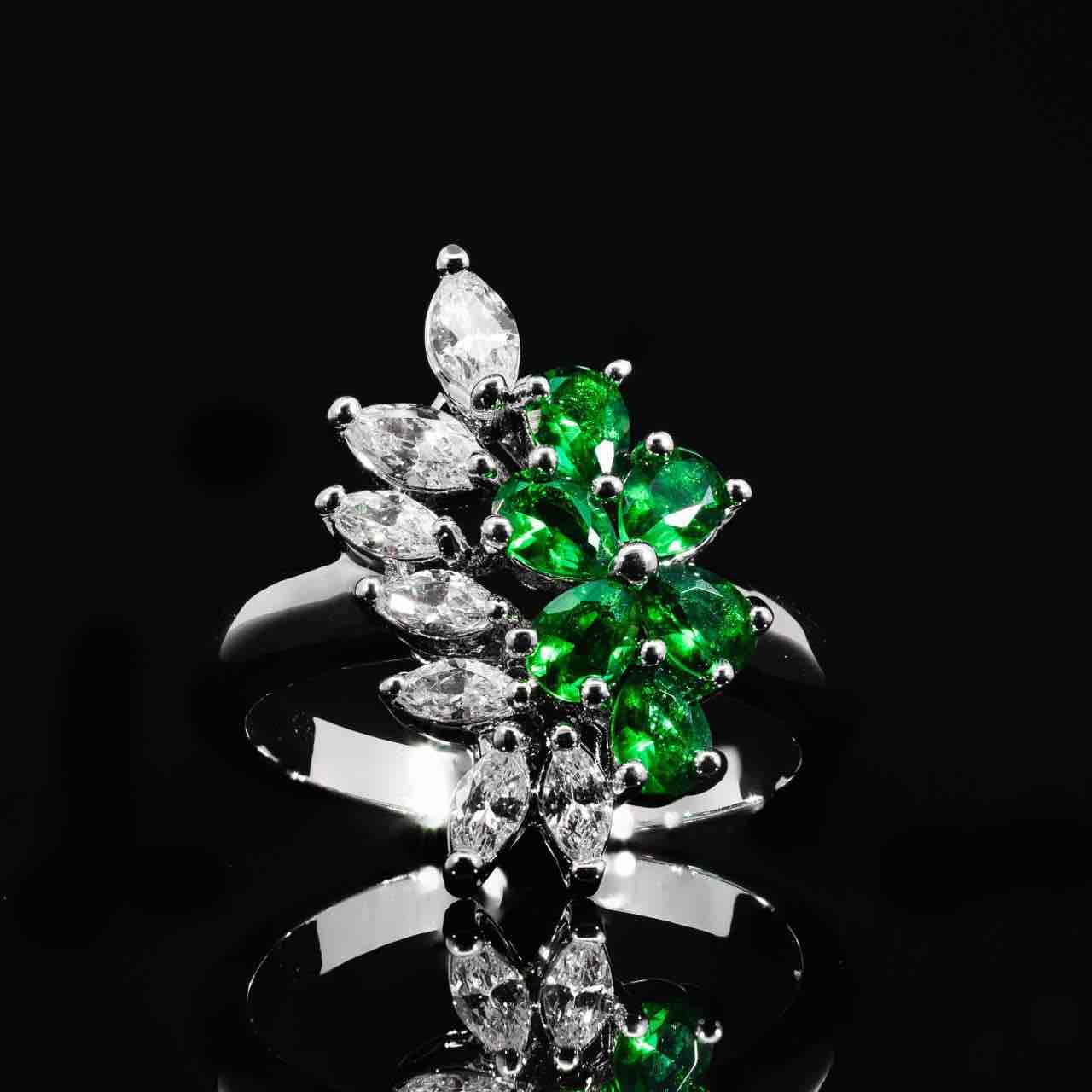 Omnia Nourah Green Luxury Bridal Full Set in High Quality Zircon Stone in Rhodium Plated - OMNIASTORES KSA