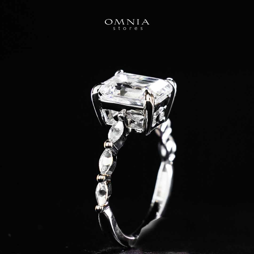 Omnia Azka White Silver Ring In 925 Silver High Quality Certified Lab Crafted Stones - OMNIASTORES UAE
