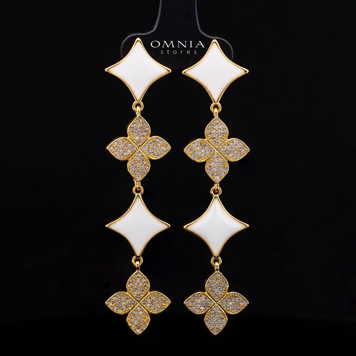 Omnia Golden Clove White Choker Full Set with High-Quality Simulated Diamonds Gold Plated 42cm - OMNIASTORES KSA