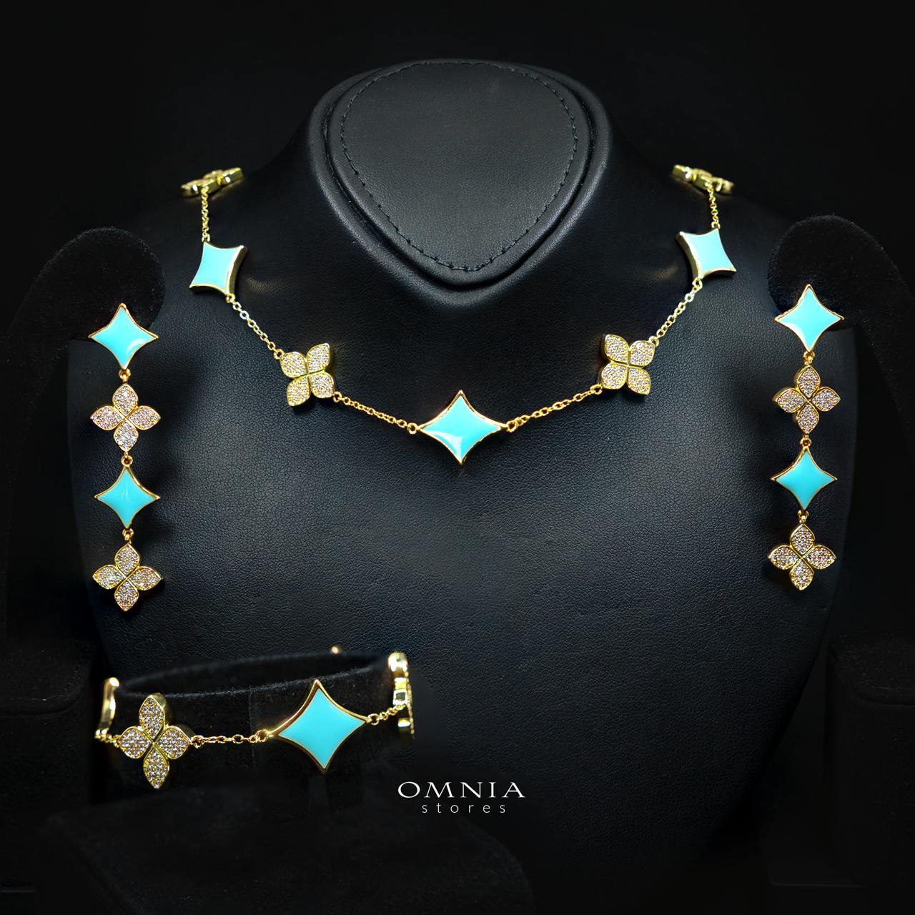 Omnia Golden Clove Turquoise Choker Full Set with High-Quality Simulated Diamonds Gold Plated