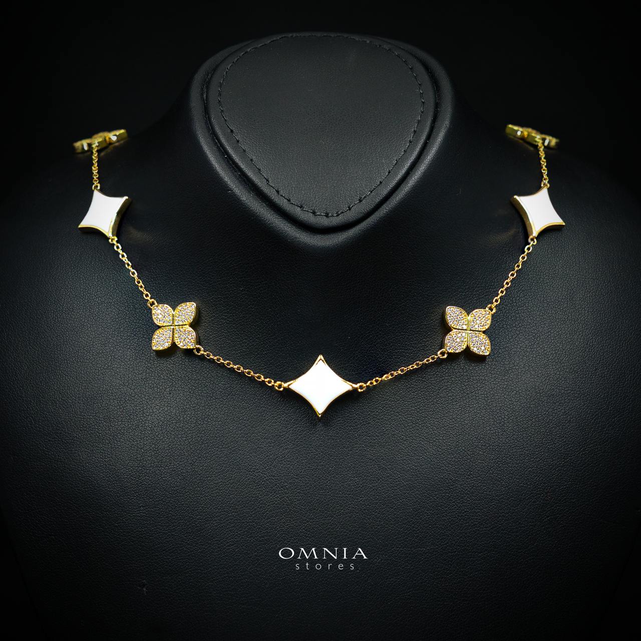 Omnia Golden Clove White Choker Full Set with High-Quality Simulated Diamonds Gold Plated 42cm