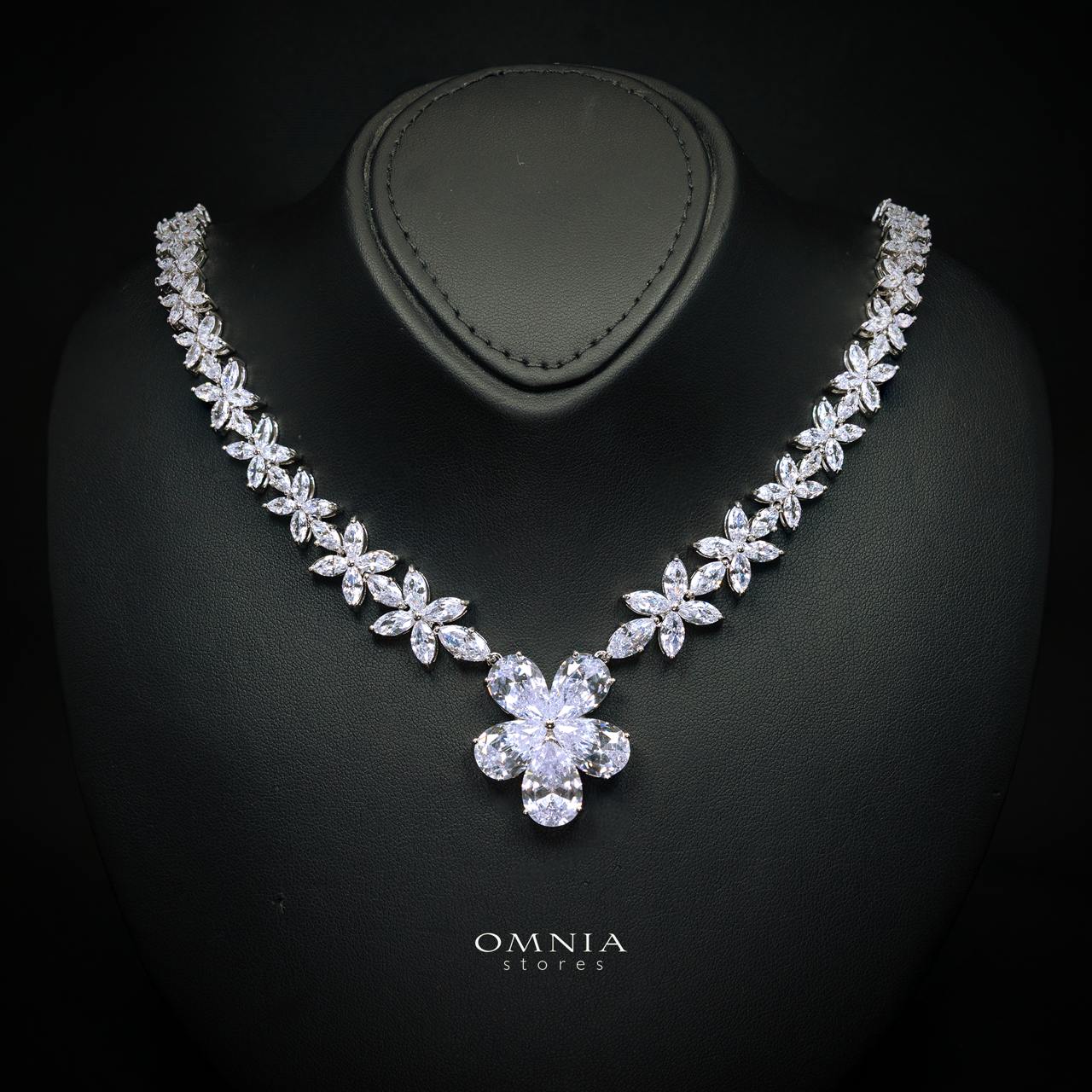 Azelia White Luxury Bridal Full Set with High-Quality Simulated Diamonds and Rhodium Plating