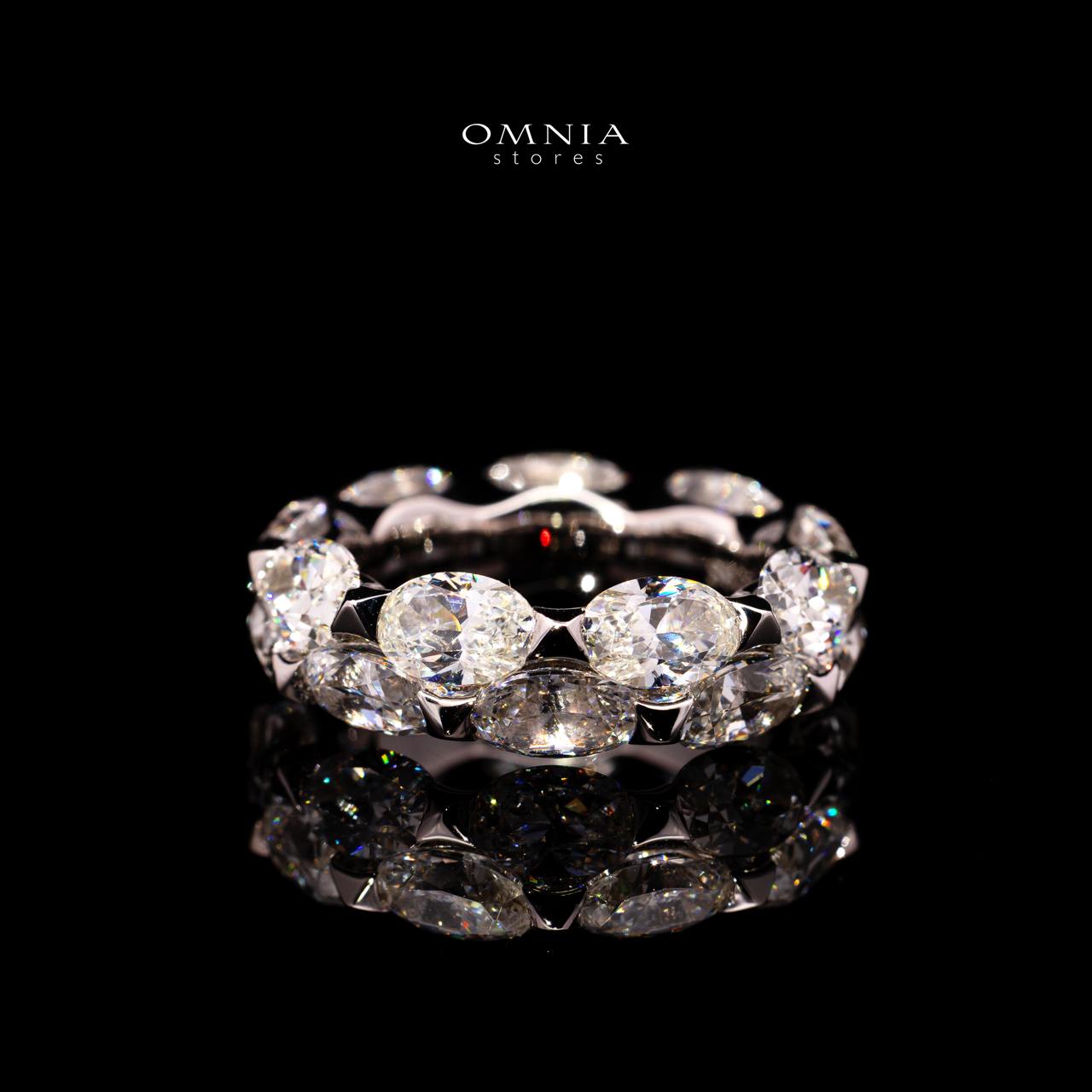 Halsey Ring with Certificate, High-Quality Premium Simulated Diamonds in 925 Sterling Silver