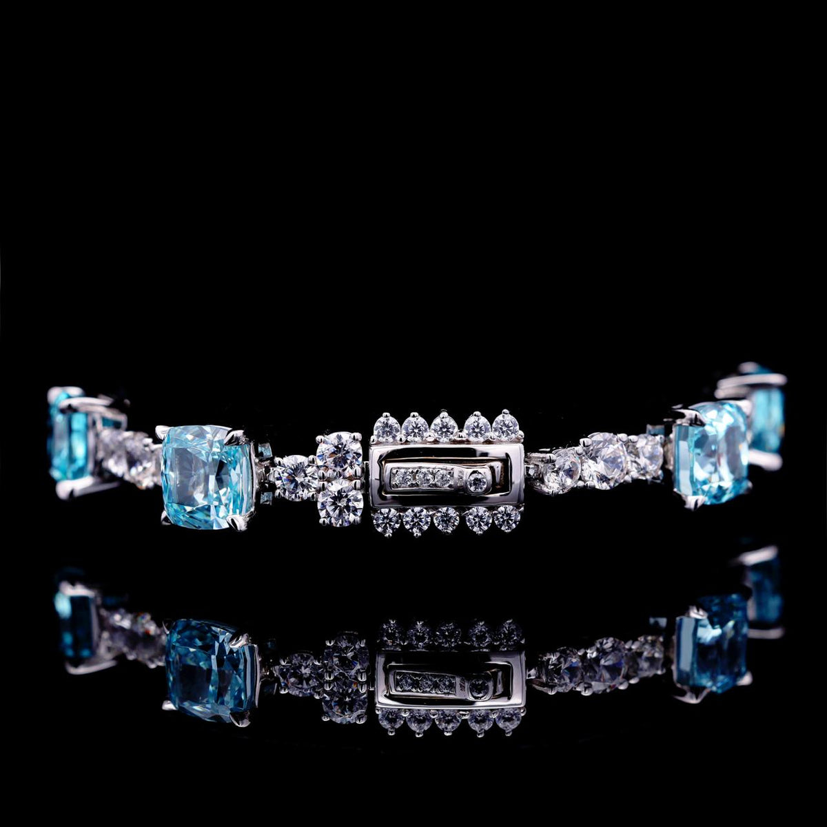 Maha Sky Blue Bracelet with Certificate | High-Quality Simulated Diamonds in 925 Sterling Silver