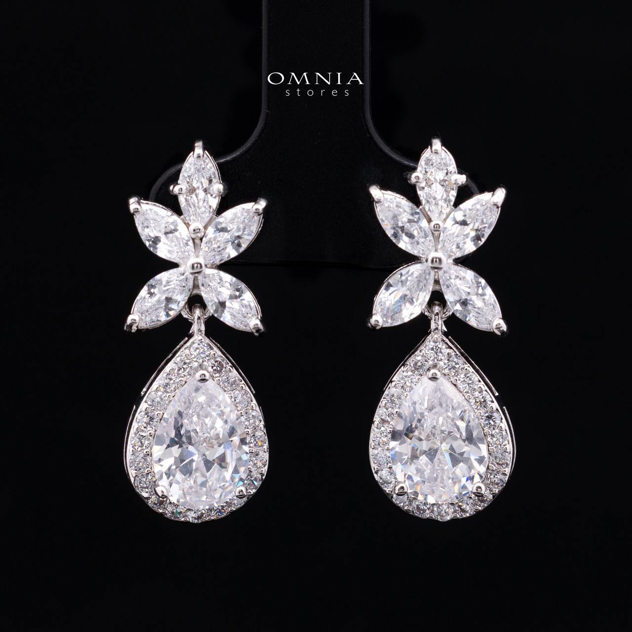 Azelia White Luxury Bridal Full Set with High-Quality Simulated Diamonds and Rhodium Plating
