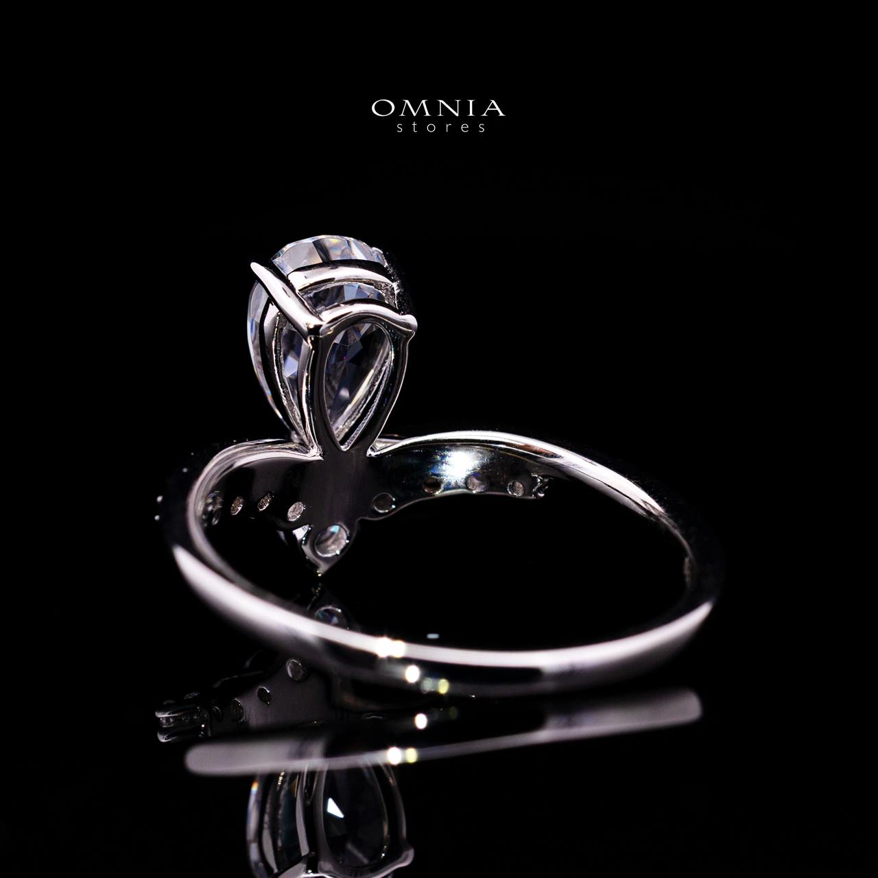 Antonella Ring with Certified Premium Simulated Diamonds in 925 Sterling Silver - OMNIASTORES KSA