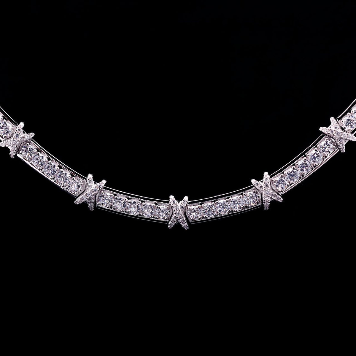 Danah White X-Collar Necklace with Certificate | Simulated Diamonds in 925 Sterling Silver